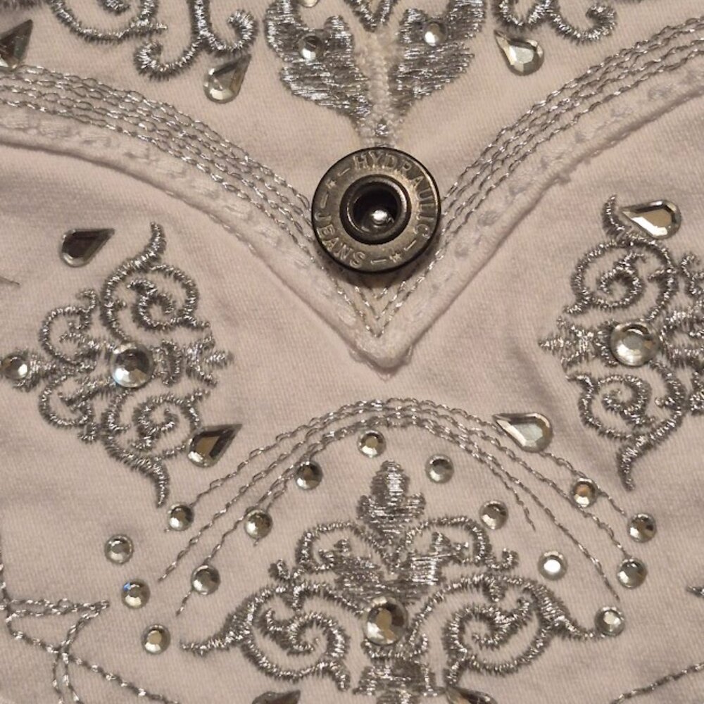 Size 14 Hydraulic White Capri Pants - Picture 8 of 9